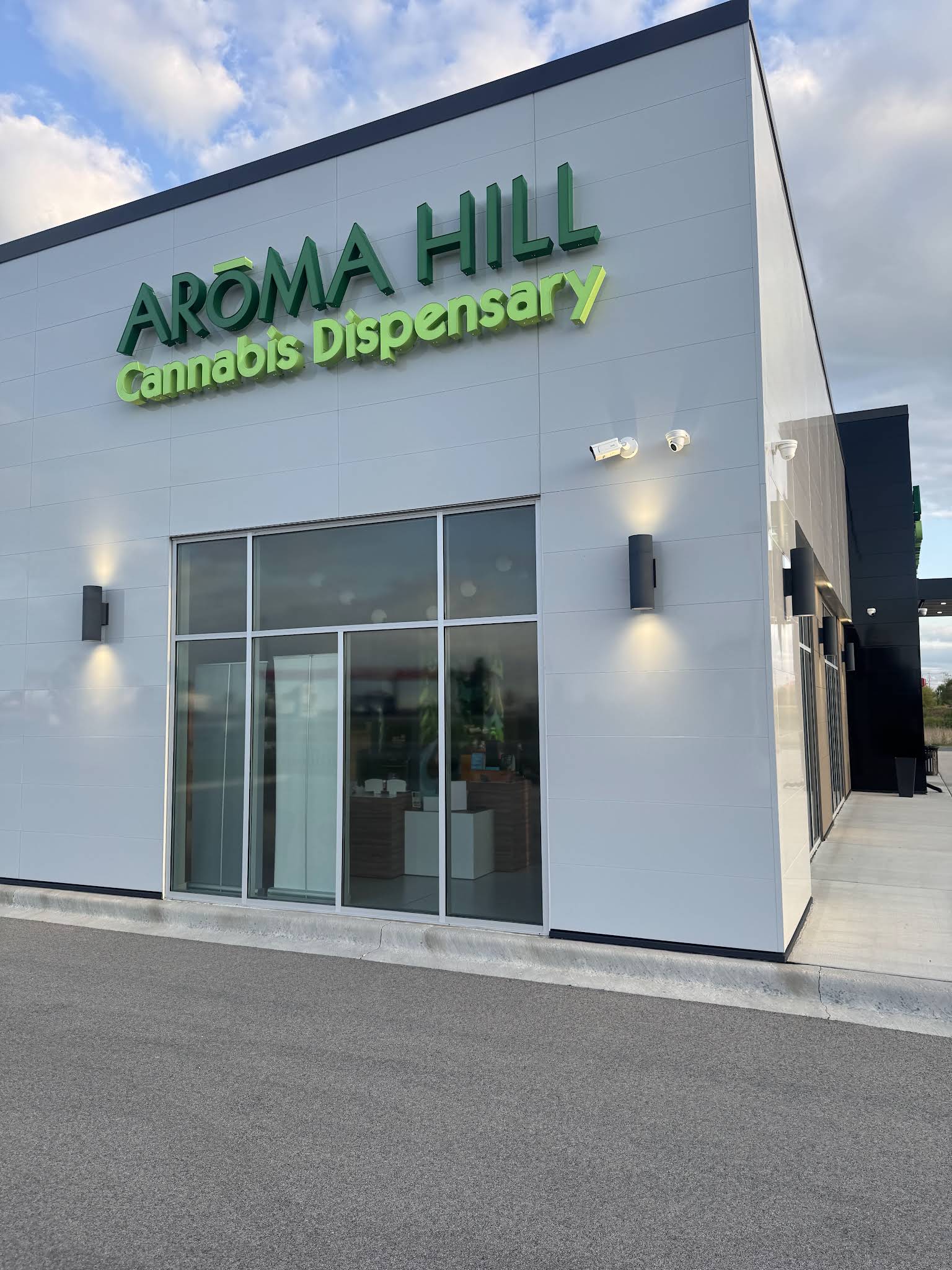 Aroma Hill Cannabis