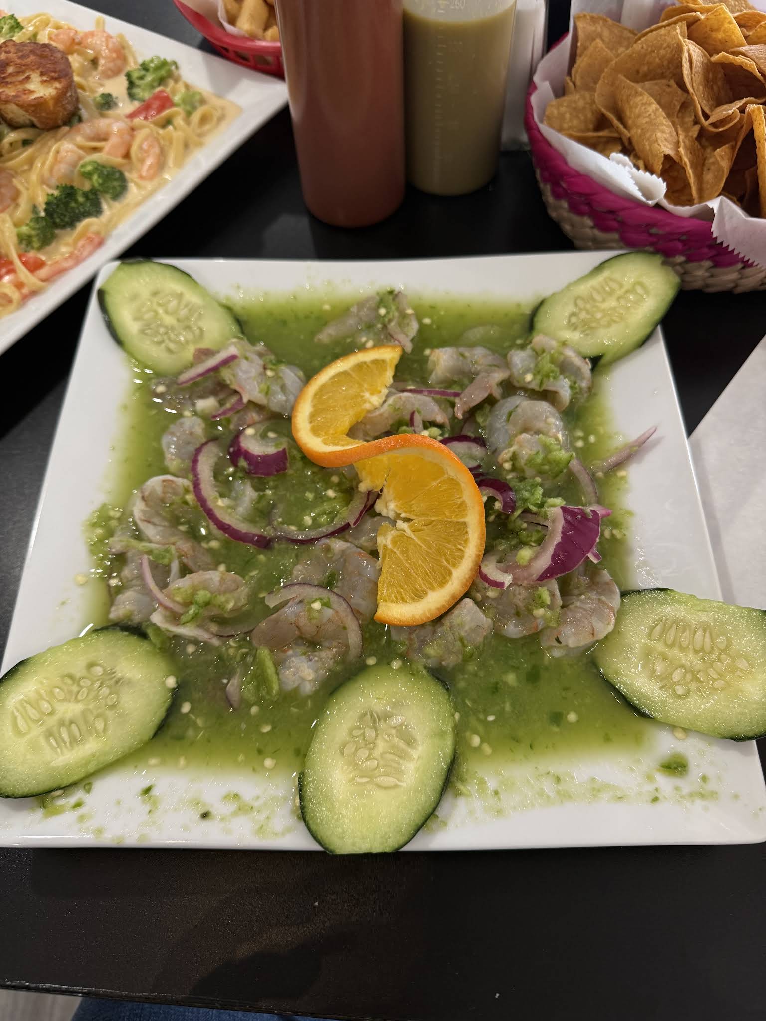 Gomez Restaurant & Bar