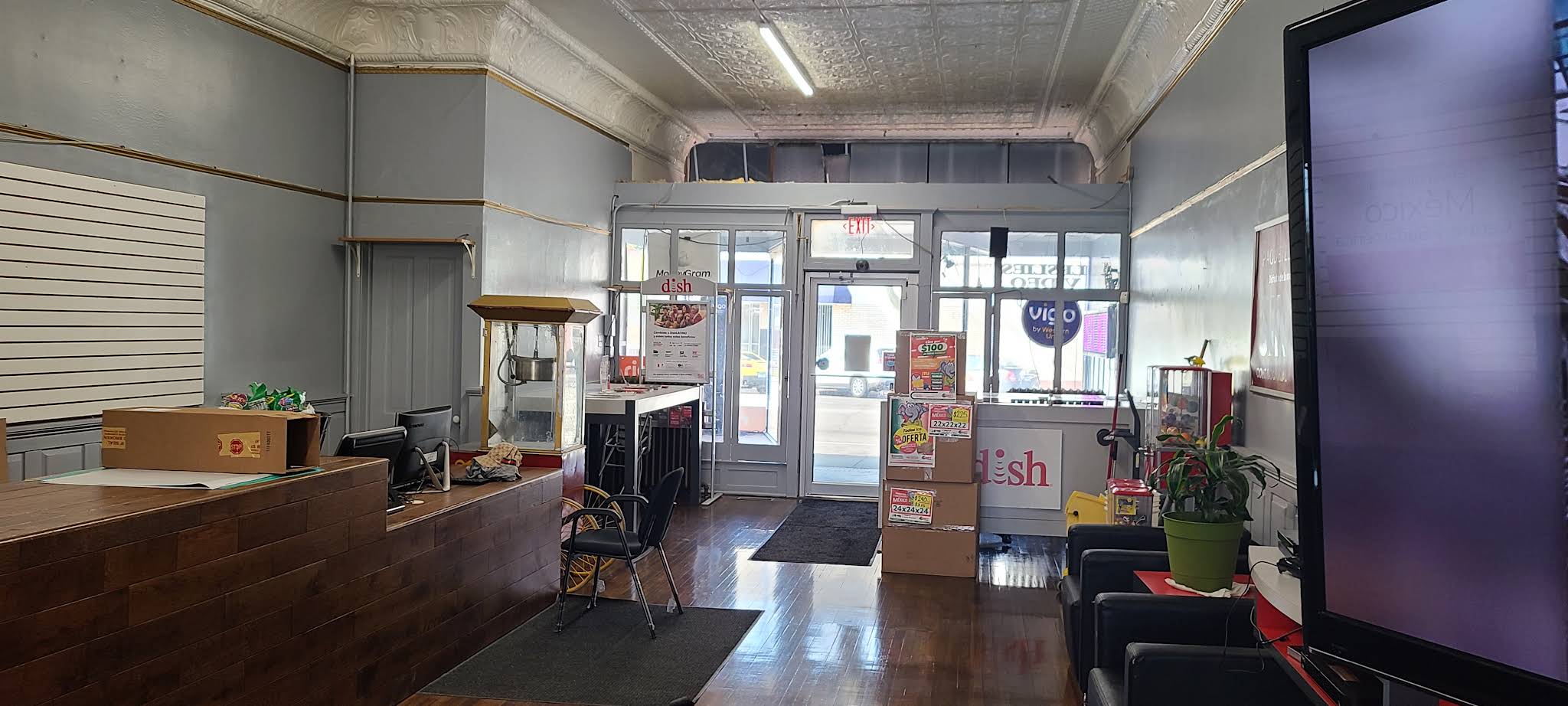 Leslies Premier Services Inc